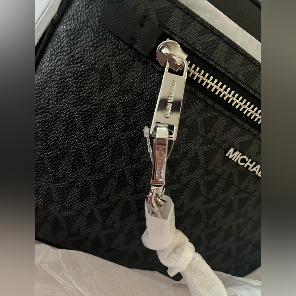 ‼️SOLD‼️MICHAEL MICHAEL KORS - Picture 8 of 8